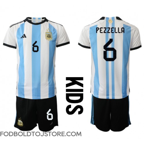Argentina German Pezzella #6 Hjemmebanesæt Børn VM 2022 Kortærmet (+ Korte bukser)